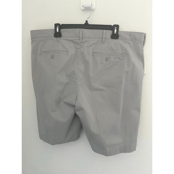 NWT Cremieux Blue Label Madison Relaxed Fit Gray Comfort Stretch Shorts 42x9 - Picture 5 of 9